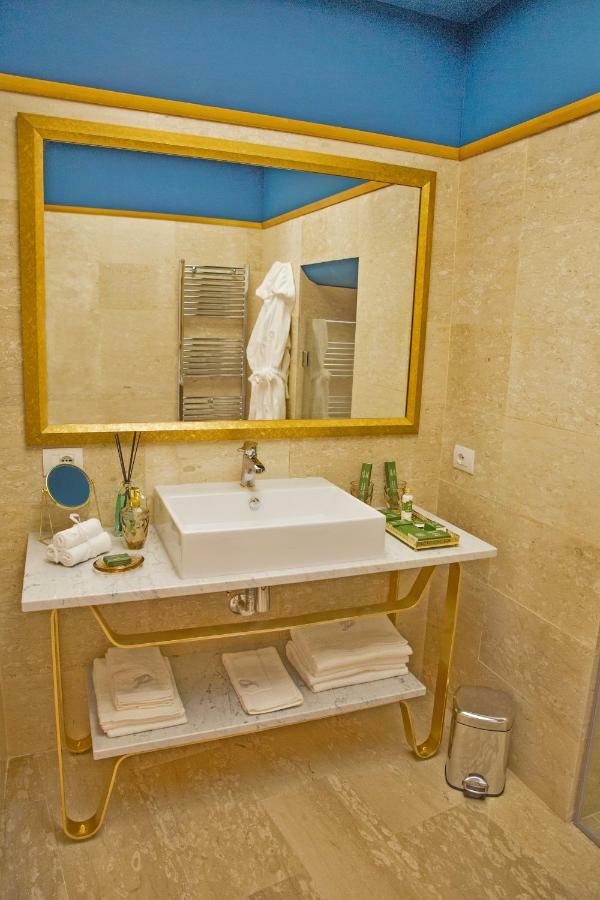 Piazza Posta Dimora Di Charme Hotel โปรชิดา ภายนอก รูปภาพ
