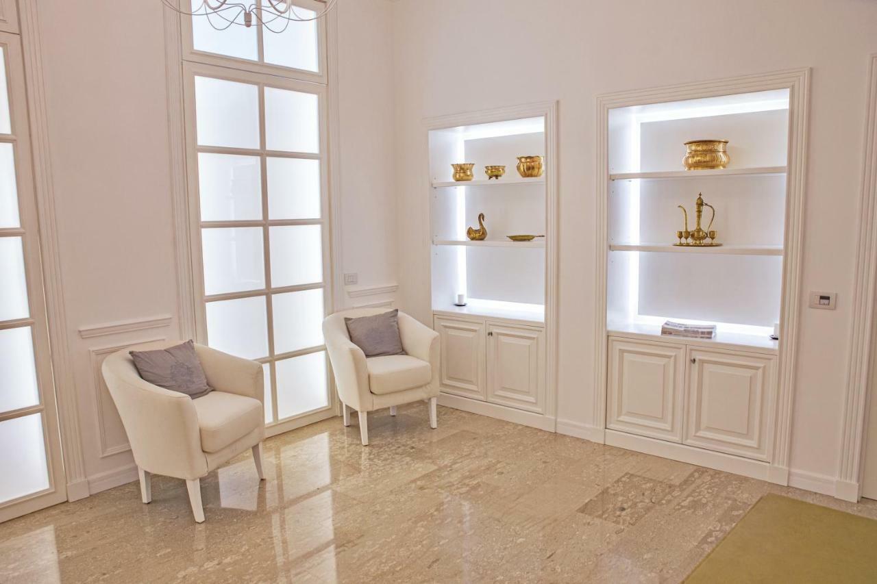 Piazza Posta Dimora Di Charme Hotel โปรชิดา ภายนอก รูปภาพ