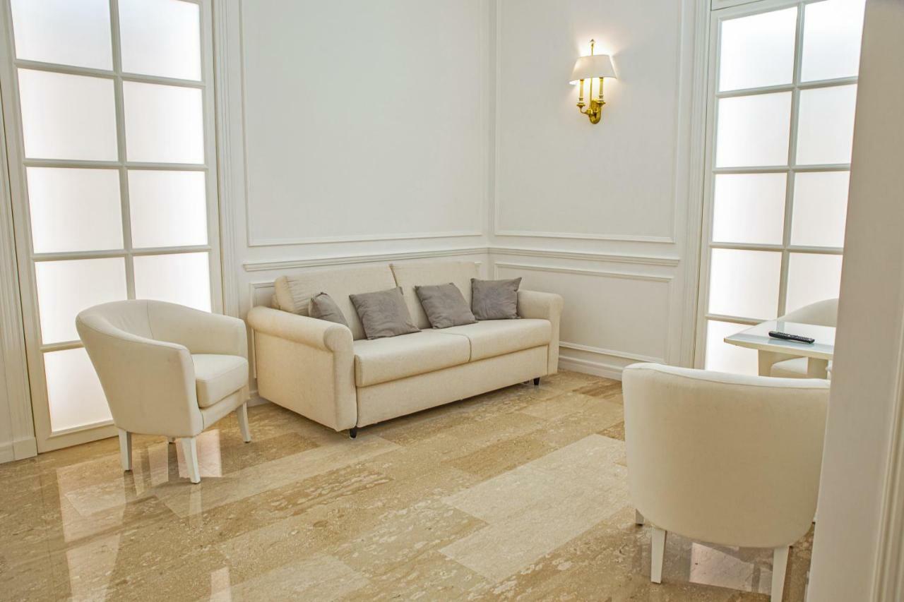 Piazza Posta Dimora Di Charme Hotel โปรชิดา ภายนอก รูปภาพ